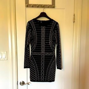 Demure but dazzling dress!